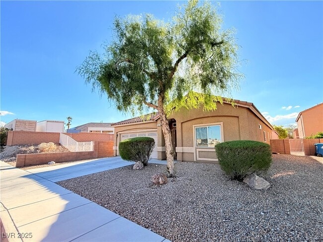 property at 6041 S Rosanna St