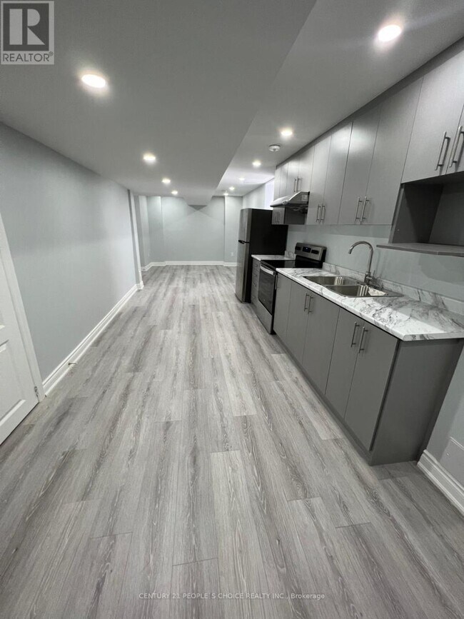 11-11 Daleridge Crescent in Brampton, ON - Building Photo - Building Photo