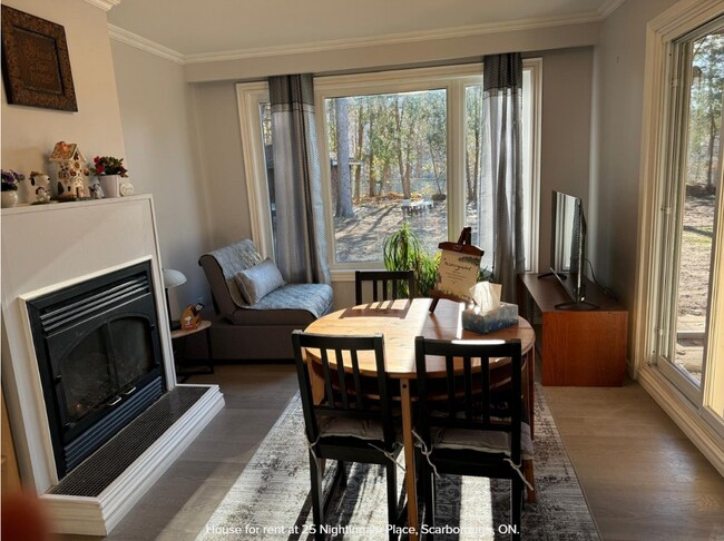 25 Nightingale Pl in Toronto, ON - Building Photo - Building Photo