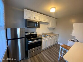 2354 Forbes St in Jacksonville, FL - Building Photo - Building Photo