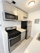 1521 12th St in Santa Monica, CA - Building Photo - Building Photo