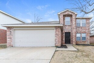 8764 Stonebriar Ln in Fort Worth, TX - Building Photo