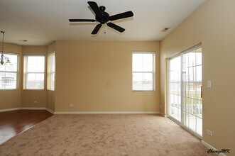 2245 Aurora Dr in Pingree Grove, IL - Building Photo - Building Photo