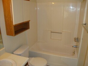 930 Piercefield Dr in Richmond Hill, GA - Building Photo - Building Photo