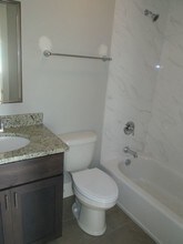 15 Sires St, Unit B in Charleston, SC - Building Photo - Building Photo