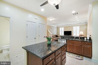 308 Orchard Ridge Dr in Gaithersburg, MD - Building Photo - Building Photo