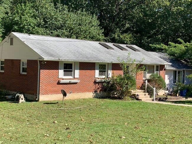 property at 46 Crooked Ln