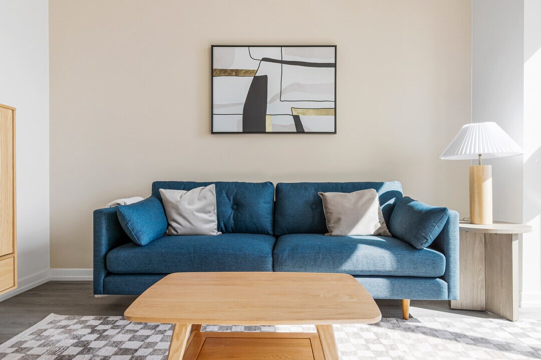 460 W Chicago Ave in Chicago, IL - Building Photo