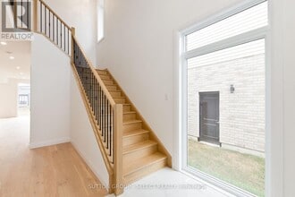 1057 Karenana Rd in London, ON - Building Photo - Building Photo