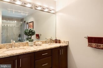 1185 Great Oak Ct in Crownsville, MD - Building Photo - Building Photo