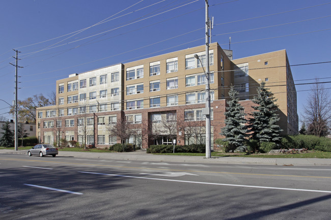 Lakeside Court in Mississauga, ON - Building Photo - Building Photo