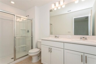 9084 Driven Snow St in Sarasota, FL - Building Photo - Building Photo