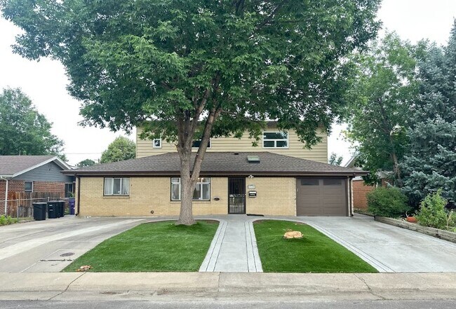2518 S Patton Ct in Denver, CO - Building Photo - Building Photo