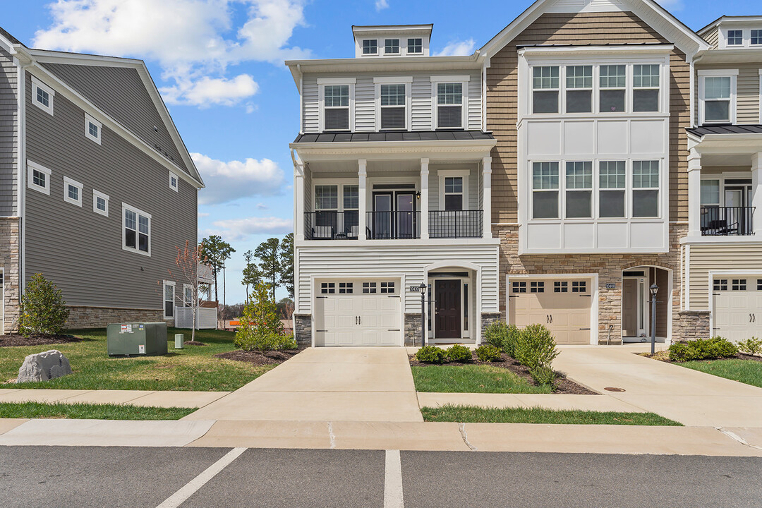 10410 Perennial Dr, Unit 3bed in Henrico, VA - Foto de edificio
