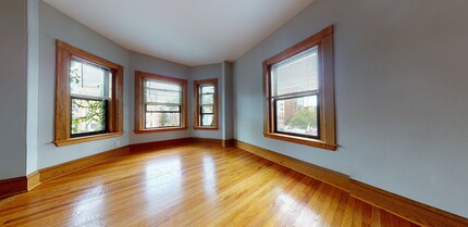 925 Massachusetts Ave in Cambridge, MA - Building Photo - Building Photo