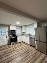 234 S Peace Haven Rd in Winston-Salem, NC - Building Photo - Building Photo