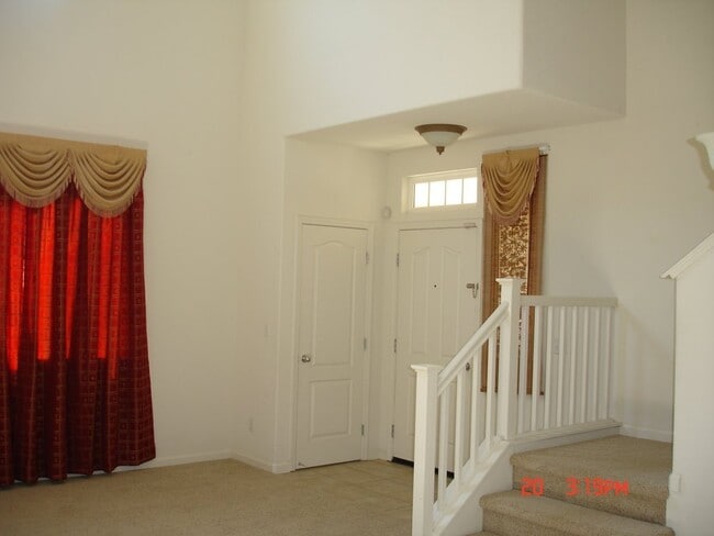 2519 Withrow Ln in Fairfield, CA - Foto de edificio - Building Photo