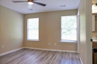 111 Lora Ln in Greenville, SC - Building Photo - Building Photo