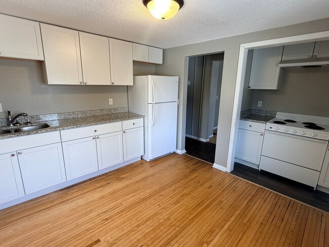 property at 868 Margaret St