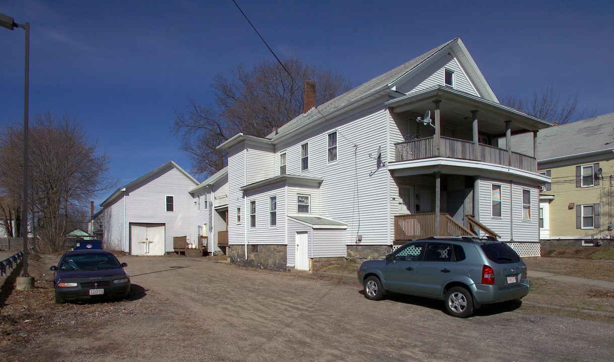 66 School St in Taunton, MA - Building Photo