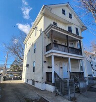 366 Douglas Ave, Unit 1 St Floor