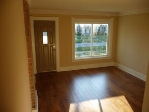 183 Maple St in Rossford, OH - Building Photo - Building Photo