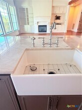 627 Mission View Ct in New Braunfels, TX - Building Photo - Building Photo