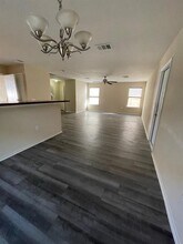 8710 Dittmar Oaks Dr in Austin, TX - Building Photo - Building Photo