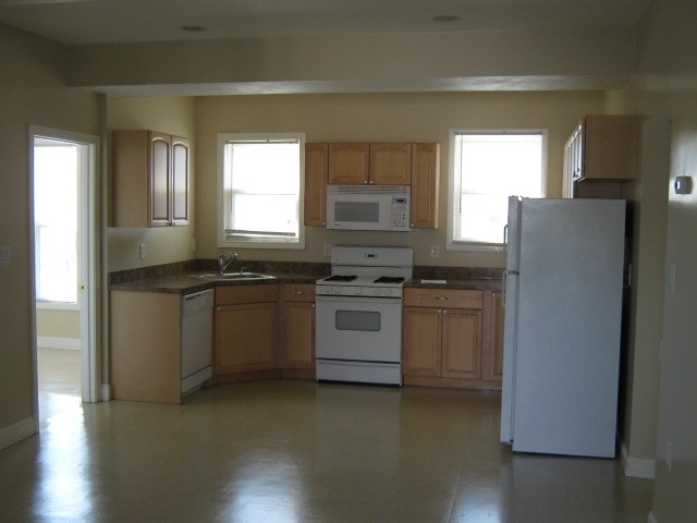 281-289 Merrimack St in Manchester, NH - Building Photo - Interior Photo