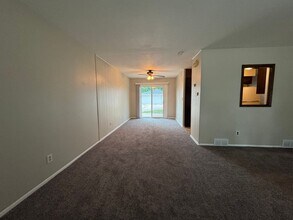 6451 N 73rd St in Milwaukee, WI - Building Photo - Building Photo