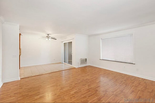 7003 Saranac St, Unit 108 in San Diego, CA - Foto de edificio - Building Photo