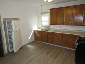 304 E Main St in Ottawa, IL - Building Photo - Building Photo