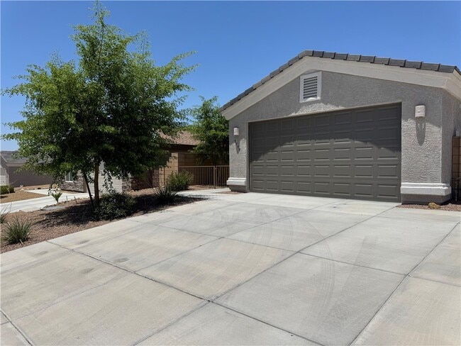 2749 Wilderness Ln in Bullhead City, AZ - Building Photo - Building Photo