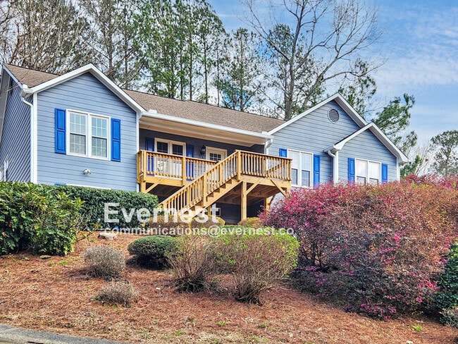 property at 2047 Arbor Forest Dr SW