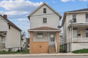 761 W Otterman St in Greensburg, PA - Building Photo