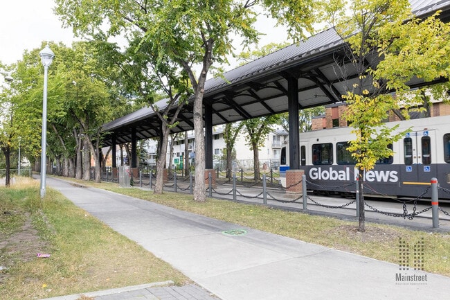 Central LRT Apartments in Edmonton, AB - Building Photo - Building Photo