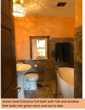 9031 E Circle Dr S in Syracuse, IN - Foto de edificio - Building Photo