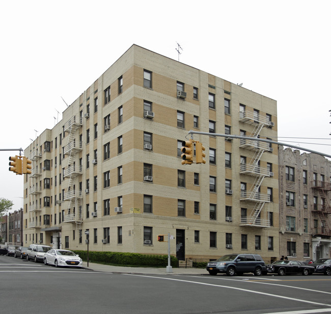 2069 85th St in Brooklyn, NY - Foto de edificio - Building Photo