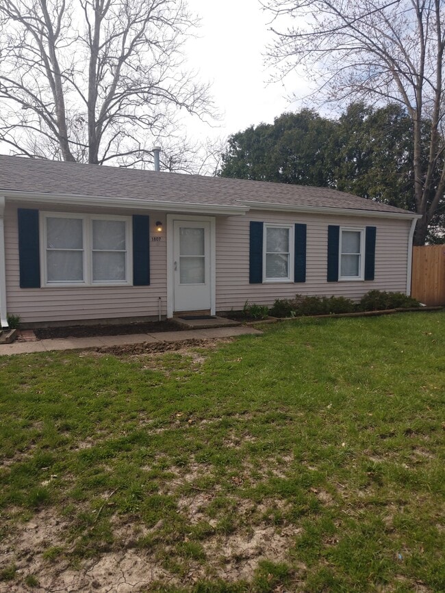property at 1807 Southwood Dr