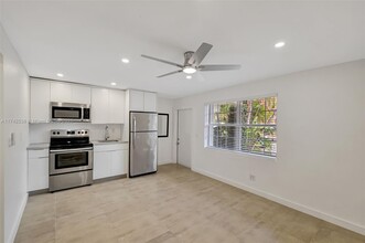 345 Michigan Ave in Miami Beach, FL - Building Photo - Building Photo