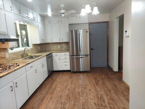 5 Mayfair Ct in Champaign, IL - Foto de edificio - Building Photo