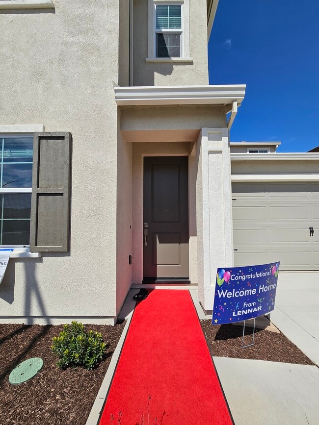 7430 Chadbourne Wy in Sacramento, CA - Building Photo - Building Photo