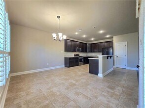 1804 Justin Dr in Covington, LA - Foto de edificio - Building Photo