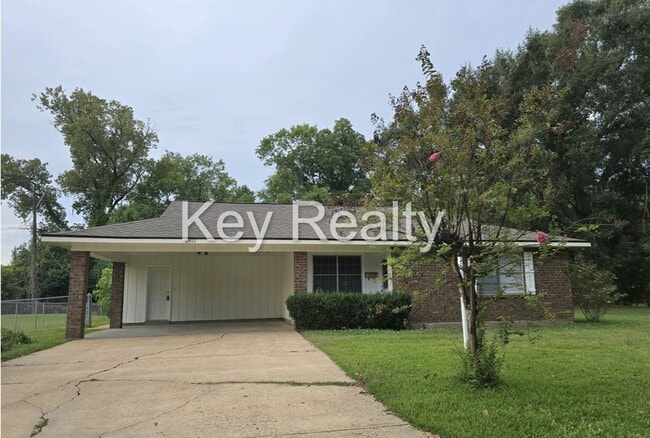 property at 2412 Greenway Dr