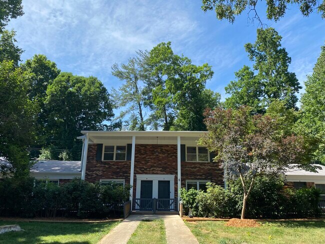 property at 6 Dogwood Ct