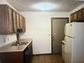 Weida Apartments – 500 N River Rd in West Lafayette, IN - Foto de edificio - Building Photo