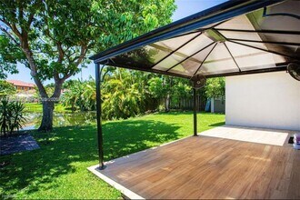 7940 SW 163rd Pl in Miami, FL - Building Photo - Building Photo