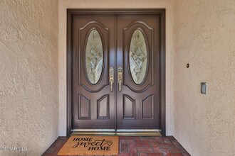 270 Fox Hills Dr in Thousand Oaks, CA - Building Photo - Building Photo
