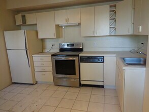 2405 Mission St, Unit 2403 in Pittsburgh, PA - Foto de edificio - Building Photo