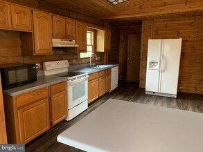 7 Glade Dr in Stafford, VA - Building Photo - Building Photo